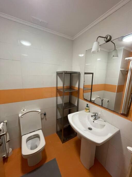 Apartamento Centro Con Garaje Castro Urdiales Ngoại thất bức ảnh